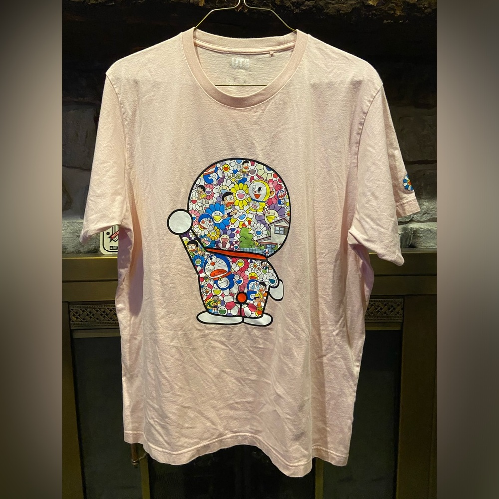XL takashi marakami pink short sleeved tshirt